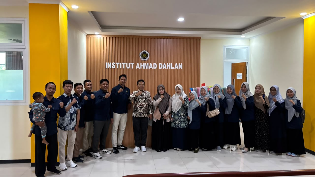 REKTOR INSTITUT AHMAD DAHLAN PROBOLINGGO BERIKAN PEMBINAAN DAN PENDAMPINGAN KEPADA SD MUHAMMADIYAH 2 PENDIL MENUJU SEKOLAH UNGGULAN